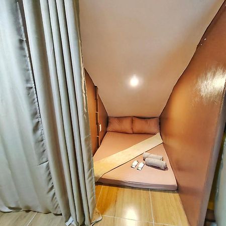 Mactan Airport Hostel At Aashvi Cozy Cabin Lapu-Lapu City Exterior photo