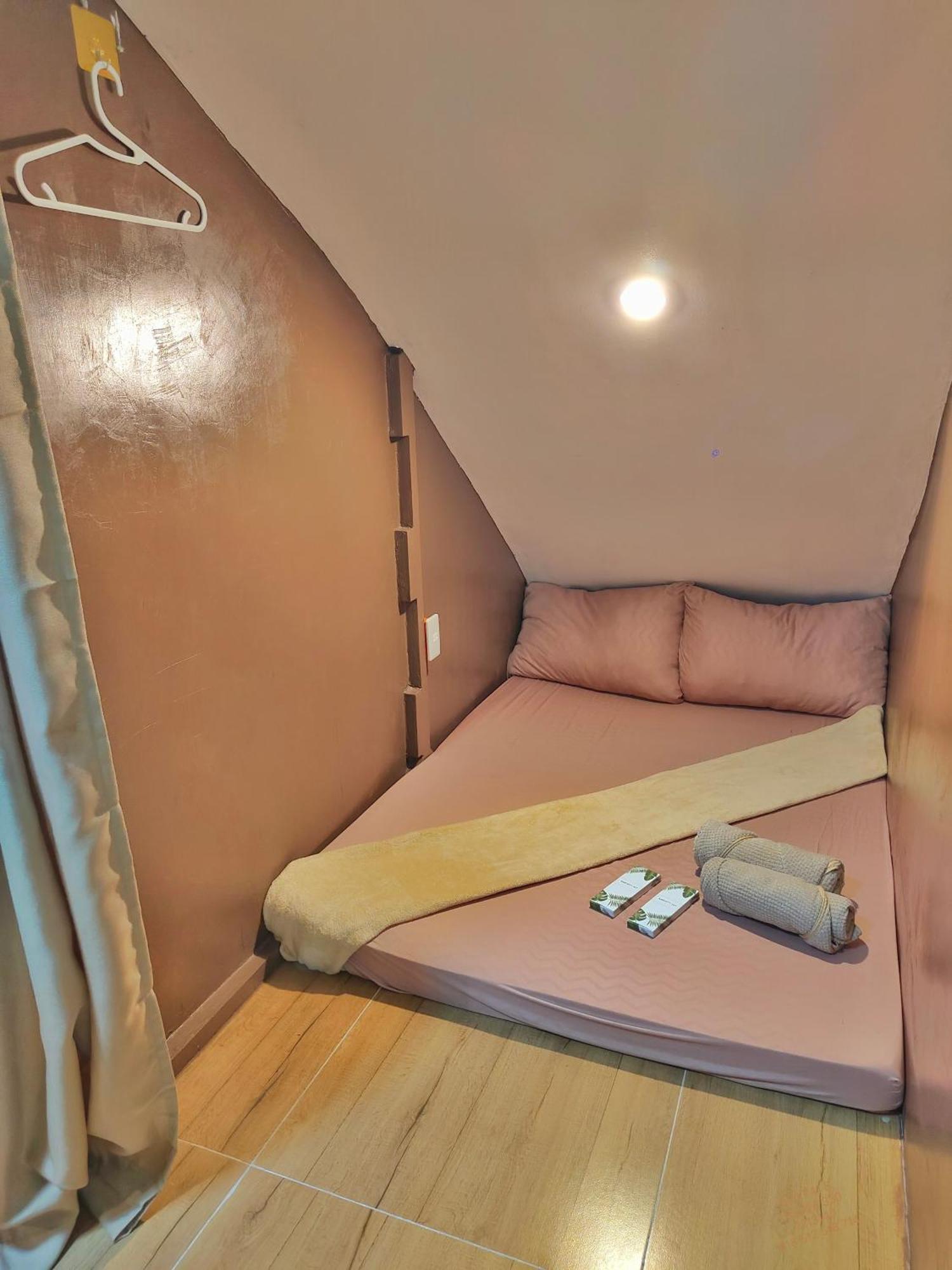 Mactan Airport Hostel At Aashvi Cozy Cabin Lapu-Lapu City Exterior photo