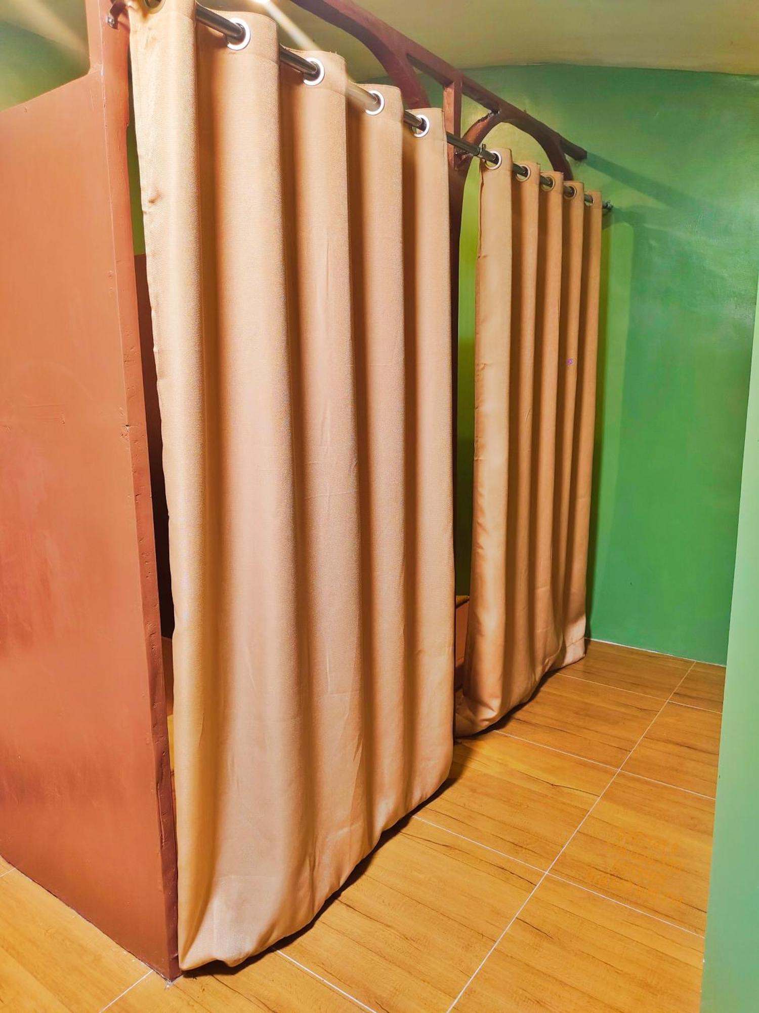 Mactan Airport Hostel At Aashvi Cozy Cabin Lapu-Lapu City Exterior photo