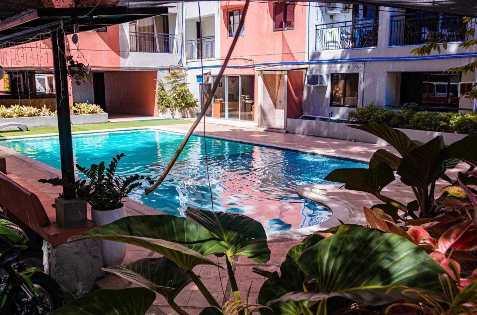 Mactan Airport Hostel At Aashvi Cozy Cabin Lapu-Lapu City Exterior photo